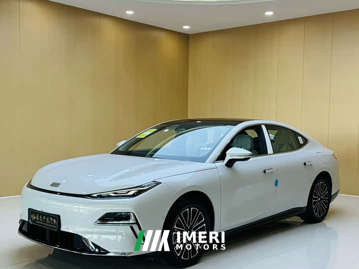 Geely Galaxy Xingyao 8 130km EM-i Premium Edition