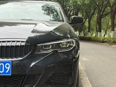 BMW 3 Series 325i M Sport Night Edition Package - ფოტო 7