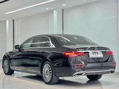 Mercedes-Benz E-Class E 300 L Luxury - photo 9