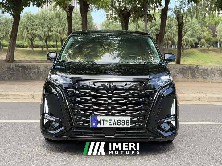 Denza D9 DM-i 980 Four-Wheel Drive Premium
