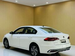 Volkswagen Bora 200TSI DSG Comfort Navigation Edition - ფოტო 9
