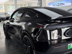 Tesla Model Y Rear-Wheel Drive - ფოტო 4