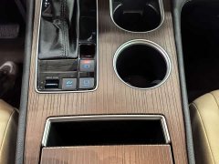 Toyota Sienna 2021 2.5L Hybrid Luxury - ფოტო 10