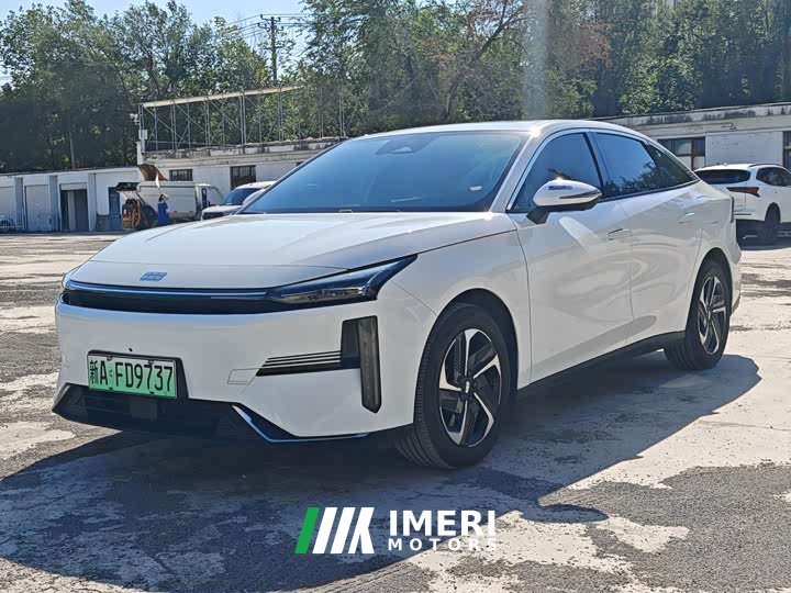 Geely Galaxy L6 125km PLUS Longteng Edition - ავტომობილი ჩინეთიდან