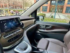 Mercedes-Benz V-Class 2022 V 260 L Long Wheelbase Luxury Edition - ფოტო 13