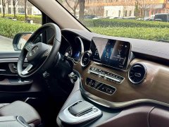 Mercedes-Benz V-Class 2022 V 260 L Long Wheelbase Luxury Edition - ფოტო 8