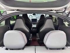 Tesla Model Y L 2025 Long Range All-Wheel Drive - ფოტო 12