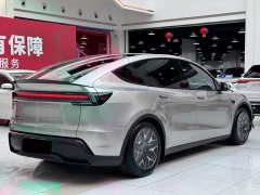 Tesla Model Y L 2025 Long Range All-Wheel Drive - ფოტო 19