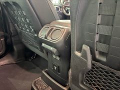 Jeep Wrangler 2021 2.0T Rubicon Four-Door - ფოტო 9