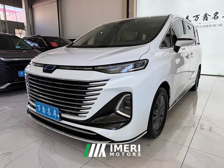 FAW Besturn M9 2.0T Premium Edition