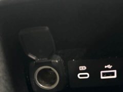Lynk & Co 01 EM-P 1.5TD PHEV Halo - ფოტო 16