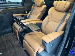 Toyota Alphard Hybrid 2.5L Premium Edition - ფოტო 12