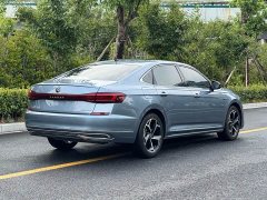 Volkswagen Passat 2023 330TSI Starry Sky Luxury Edition - ფოტო 4