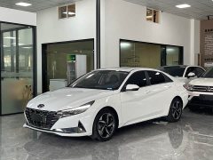 Hyundai Elantra 2022 1.5L CVT Luxury - ფოტო 1
