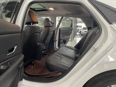 Hyundai Elantra 2022 1.5L CVT Luxury - ფოტო 5