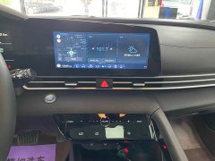 Hyundai Elantra 2022 1.5L CVT Luxury - ფოტო 9