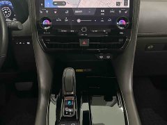 Toyota Vellfire Crown Hybrid 2.5L Executive Premier Edition - ფოტო 11