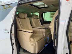 Toyota Vellfire 2020 Dual Motor 2.5L HV Premium Edition - ფოტო 11