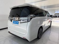 Toyota Vellfire 2020 Dual Motor 2.5L HV Premium Edition - ფოტო 18