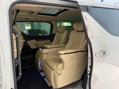 Toyota Vellfire 2020 Dual Motor 2.5L HV Premium Edition - ფოტო 8