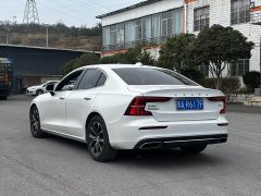 Volvo S60 2022 B4 Smart Luxury Edition - ფოტო 7