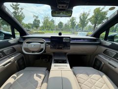 NIO ES9 102kWh Executive Island Signature Edition - ფოტო 17