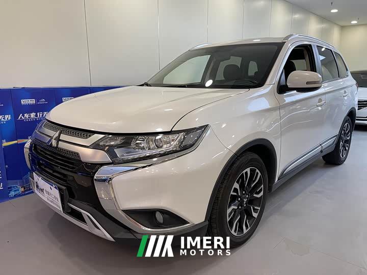 Mitsubishi Outlander 2.0L FWD Comfort 7-Seater