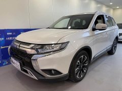 Mitsubishi Outlander 2020 2.0L FWD Comfort 7-Seater - ფოტო 1