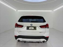 BMW X1 sDrive20Li Fashion - ფოტო 5