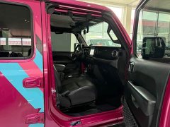 Jeep Wrangler 2022 2.0T High Altitude Bahama Beach Pink Special Edition - ფოტო 8