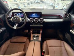 Mercedes-Benz GLB 220 Dynamic - ფოტო 12