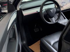 Tesla Model Y Rear-Wheel Drive - photo 6