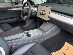Tesla Model Y Rear-Wheel Drive - photo 8