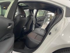 Toyota Corolla 1.8L CVT Sport - ფოტო 6