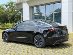 Tesla Model 3 2023 Rear-Wheel Drive - ფოტო 6