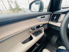 Volvo XC90 Plug-in Hybrid Facelift T8 Inscription Luxury 7-Seater - ფოტო 17