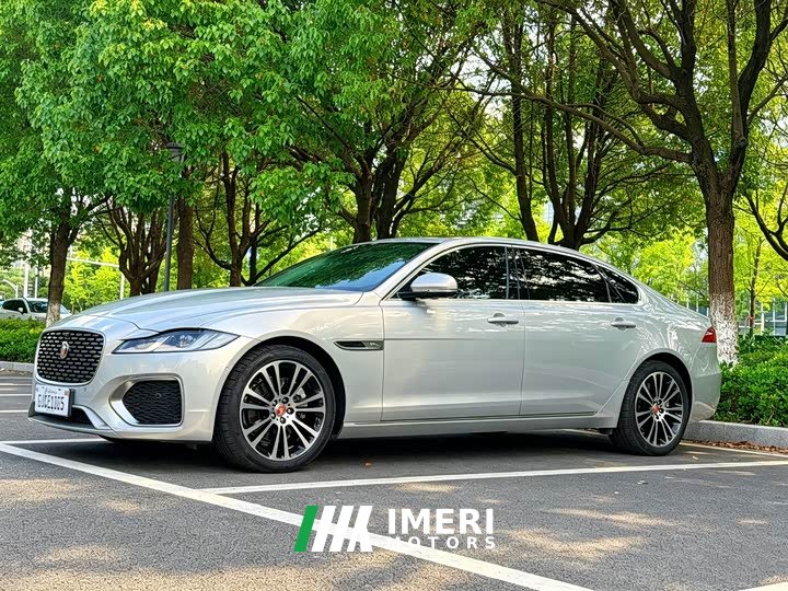 Jaguar XFL 2.0T P250 Two-Wheel Drive Luxury Edition