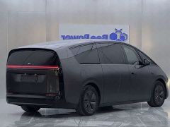 Li Auto MEGA Home Family Edition - ფოტო 4