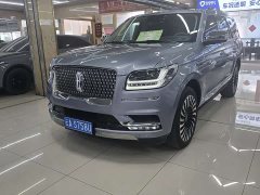 Lincoln Navigator 2020 Presidential Series 3.5T - ფოტო 1