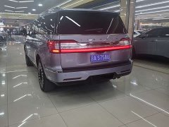 Lincoln Navigator 2020 Presidential Series 3.5T - ფოტო 11