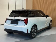 BMW Electric MINI ACEMAN E Classic Edition - ფოტო 18