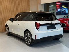 BMW Electric MINI ACEMAN E Classic Edition - ფოტო 19