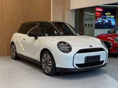 BMW Electric MINI ACEMAN E Classic Edition - ფოტო 3