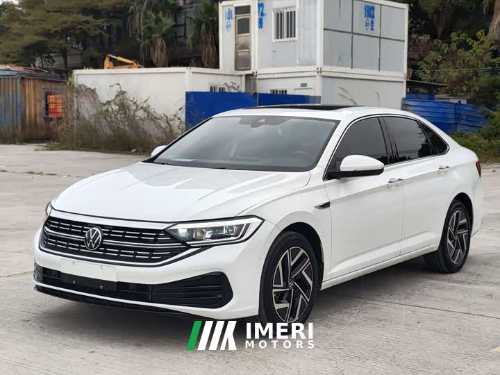 Volkswagen Sagitar 300TSI DSG Excellence Edition