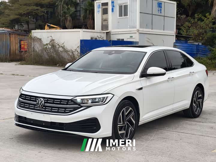 Volkswagen Sagitar 300TSI DSG Excellence Edition - автомобиль из Китая