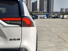 Toyota RAV4 2.0L CVT FWD Fashion Plus - ფოტო 7