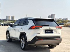Toyota RAV4 2.0L CVT FWD Fashion Plus - ფოტო 8