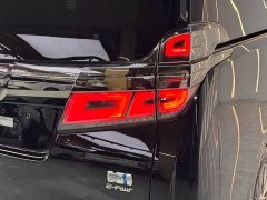 Toyota Vellfire 2020 Dual Motor 2.5L HV Premium Edition - ფოტო 12
