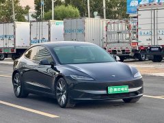 Tesla Model 3 Rear-Wheel Drive - ფოტო 3