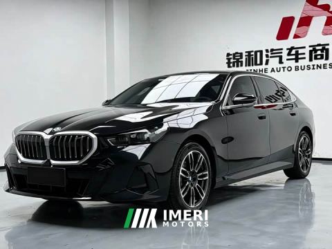 2025 BMW 5 Series 530Li Premier M Sport Package
